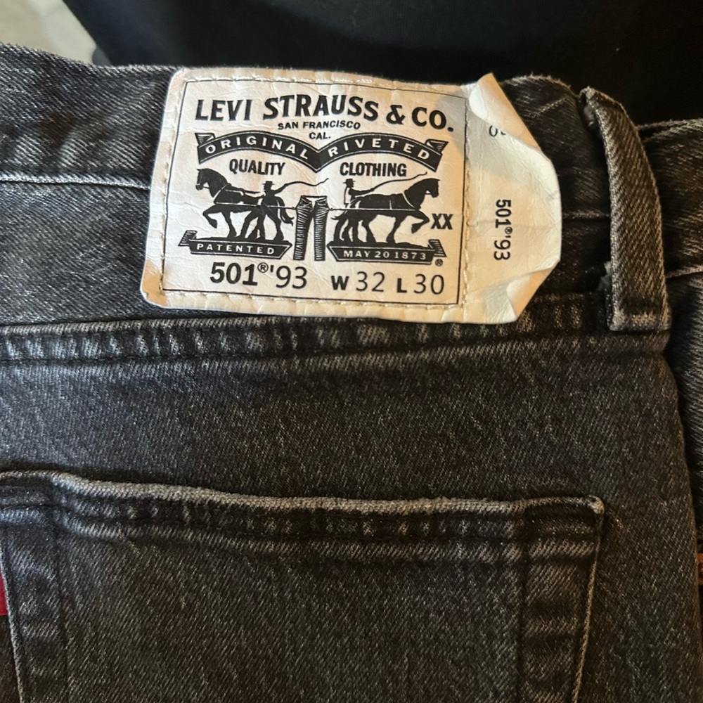 Levi's Vintage Faded Black / gray 501 jeans - Picture 2 of 2